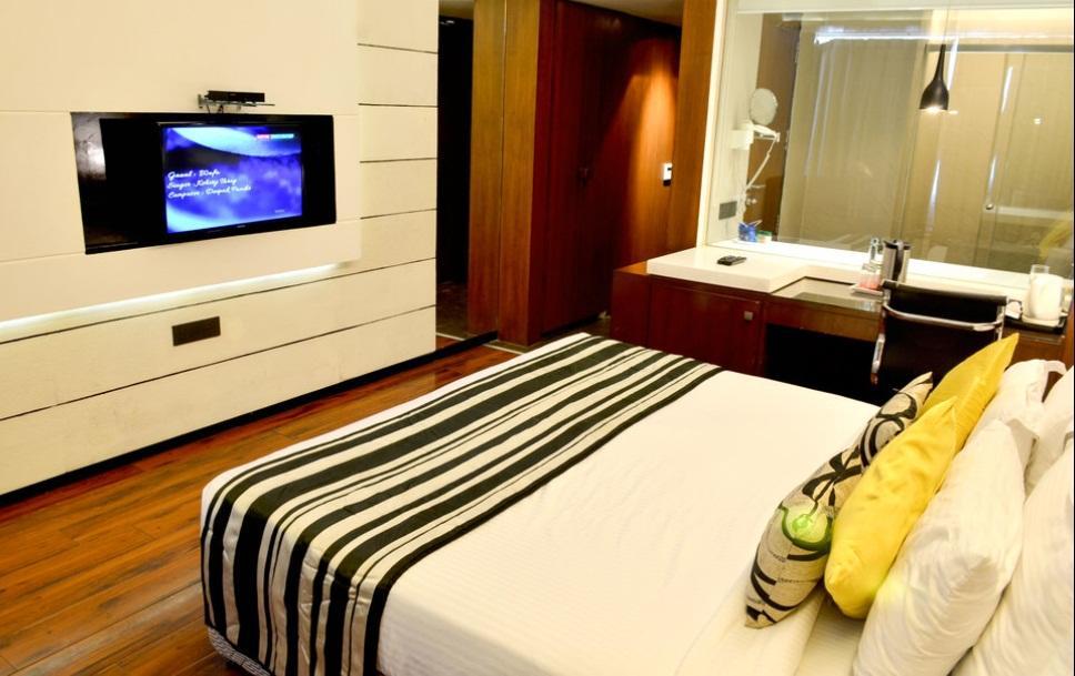Hotel Gk International Чандигарх Экстерьер фото